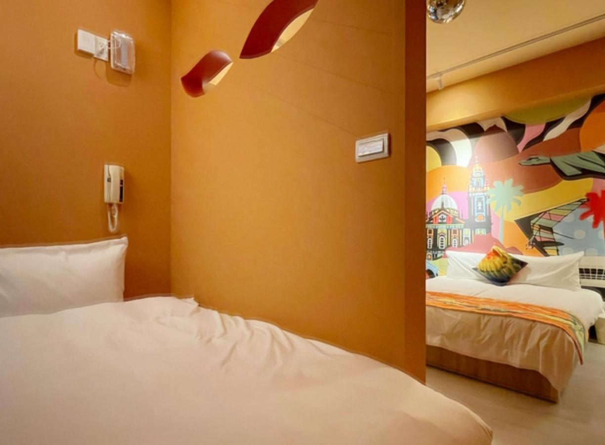 Time Light Walk B&B Hualien City Exterior photo